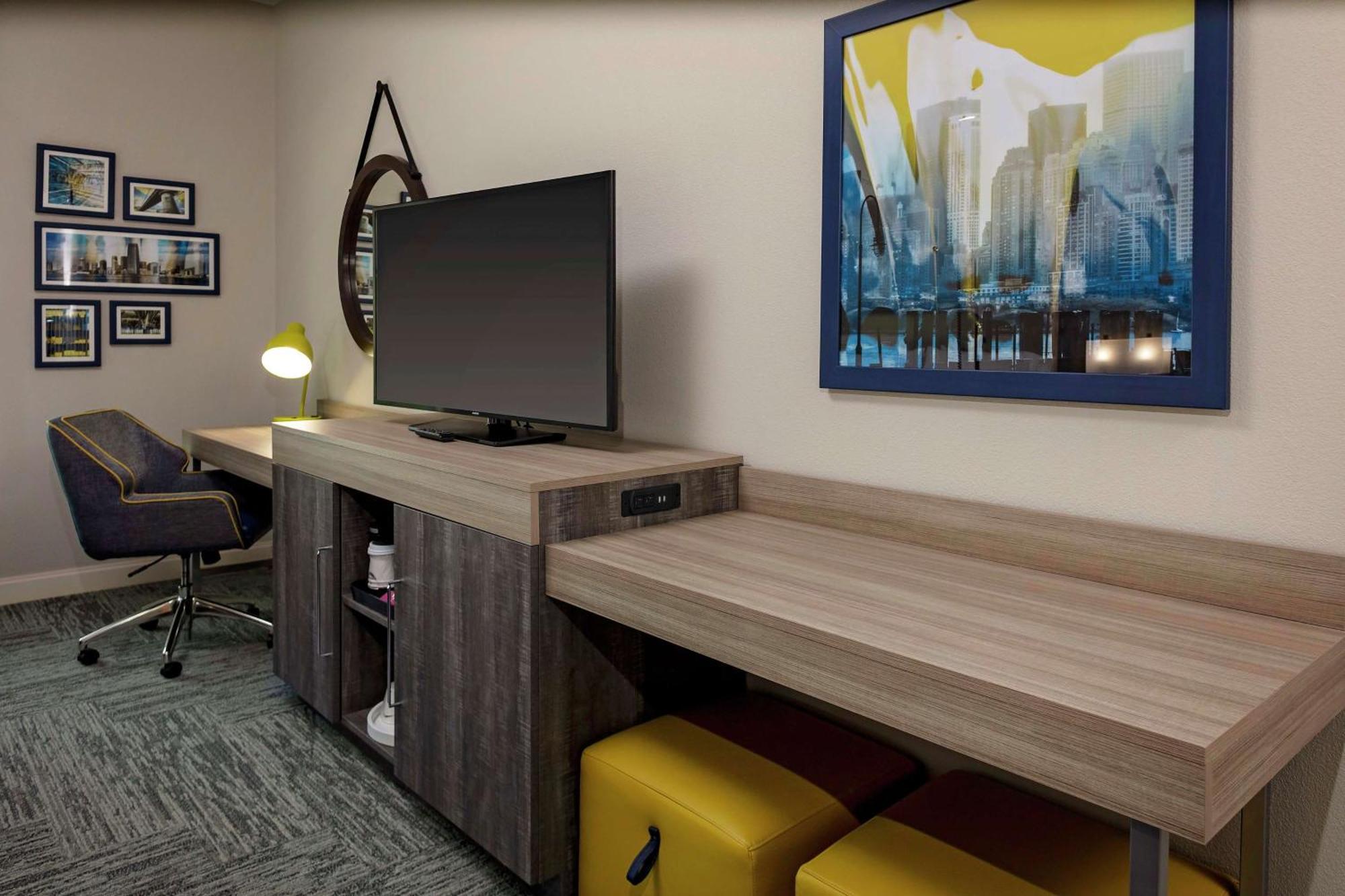 Hampton Inn Cranbury Exteriör bild